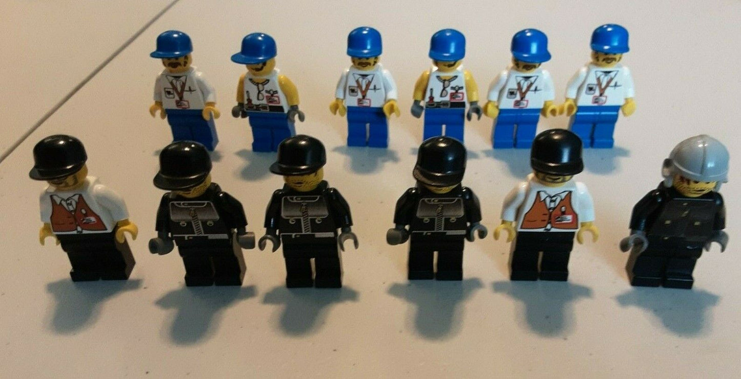 LEGO Studios - Bundle of 12 Minifigures - Like NEW Condition! **FAST SHIPPING**