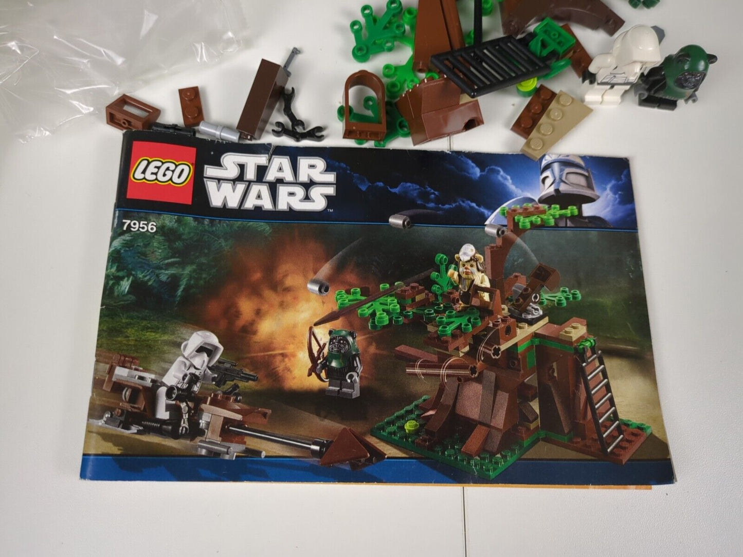 Lego Star Wars Ewok Attack 7956