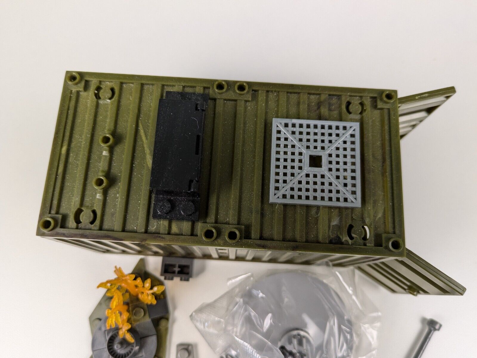 Mega Construx Call of Duty Jungle Satcom Armory Set FMG11