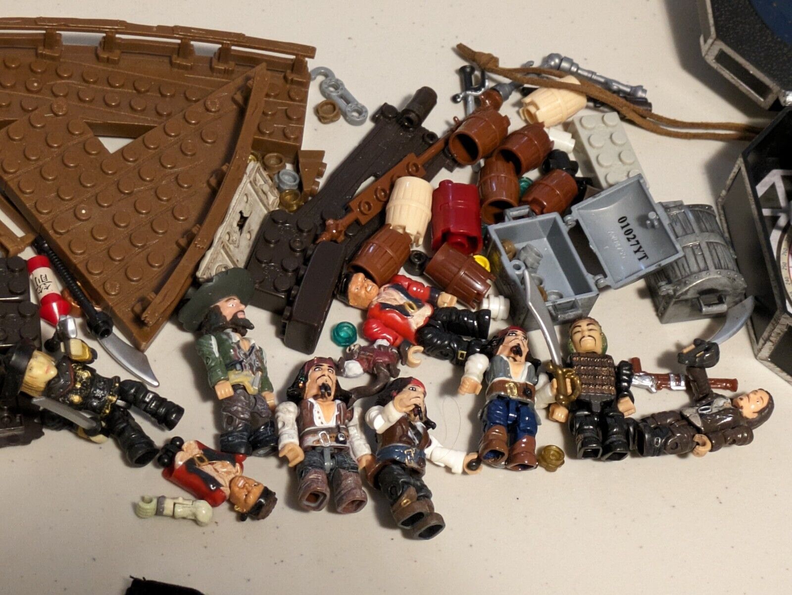 Mega Bloks Pirates of the Caribbean Sets: Sao Feng 1065, Black Pearl 1066, 1070