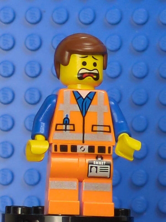 Lego The LEGO Movie: Emmet - Lopsided Closed Mouth Smile tlm087 Set tlmpresskit