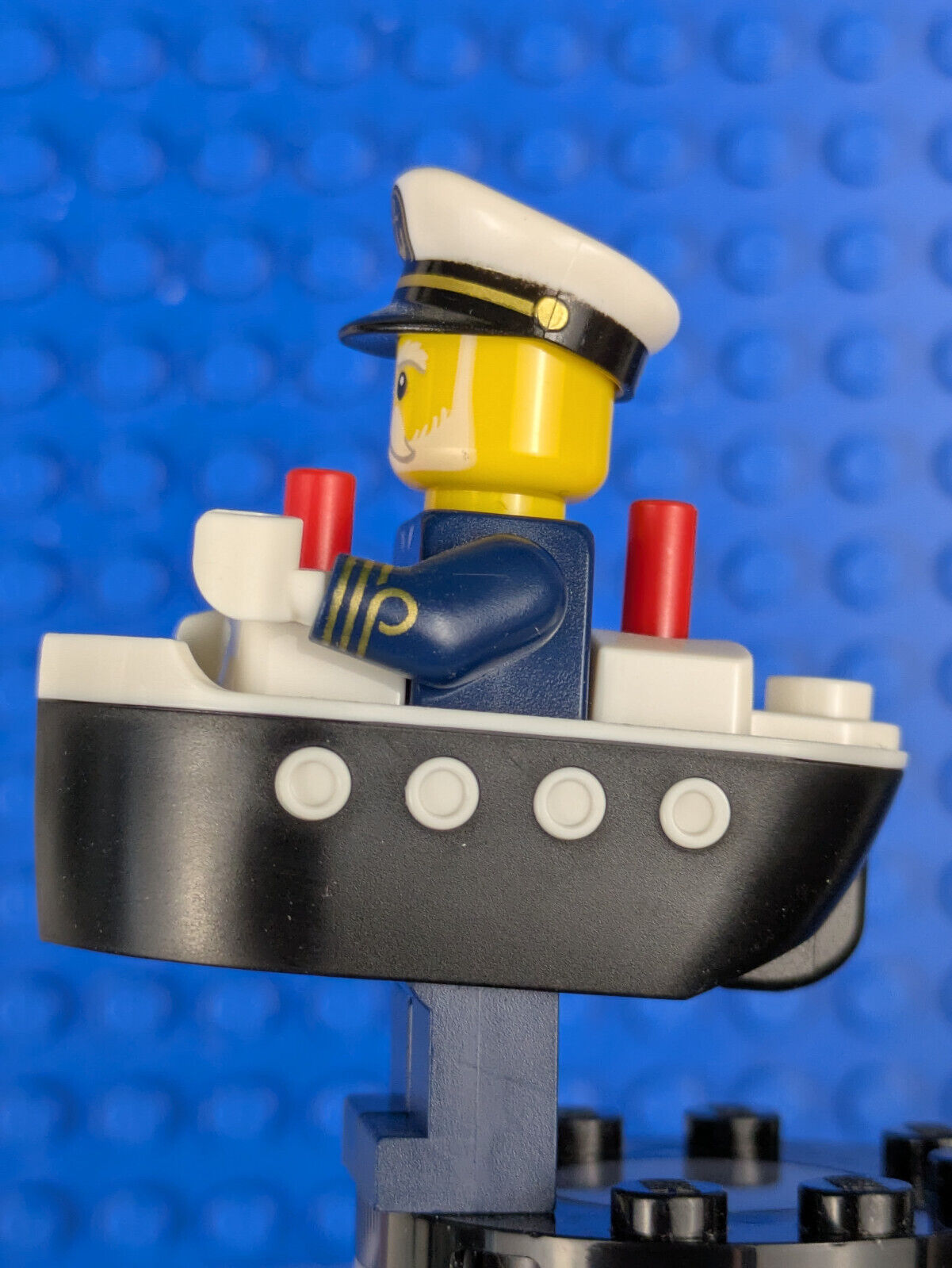 Lego Minifigure Series 23: Ferry Captain col407 Sets 71034, 71036