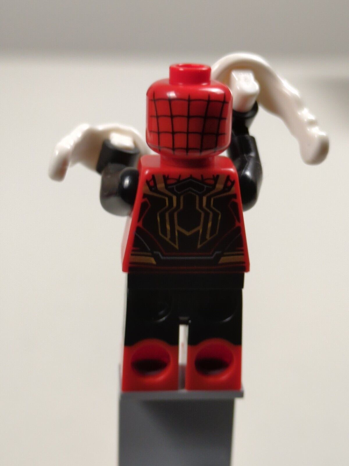 Lego Super Heroes: Spider-Man - Black and Red Suit sh778 Sets 76185, 76261