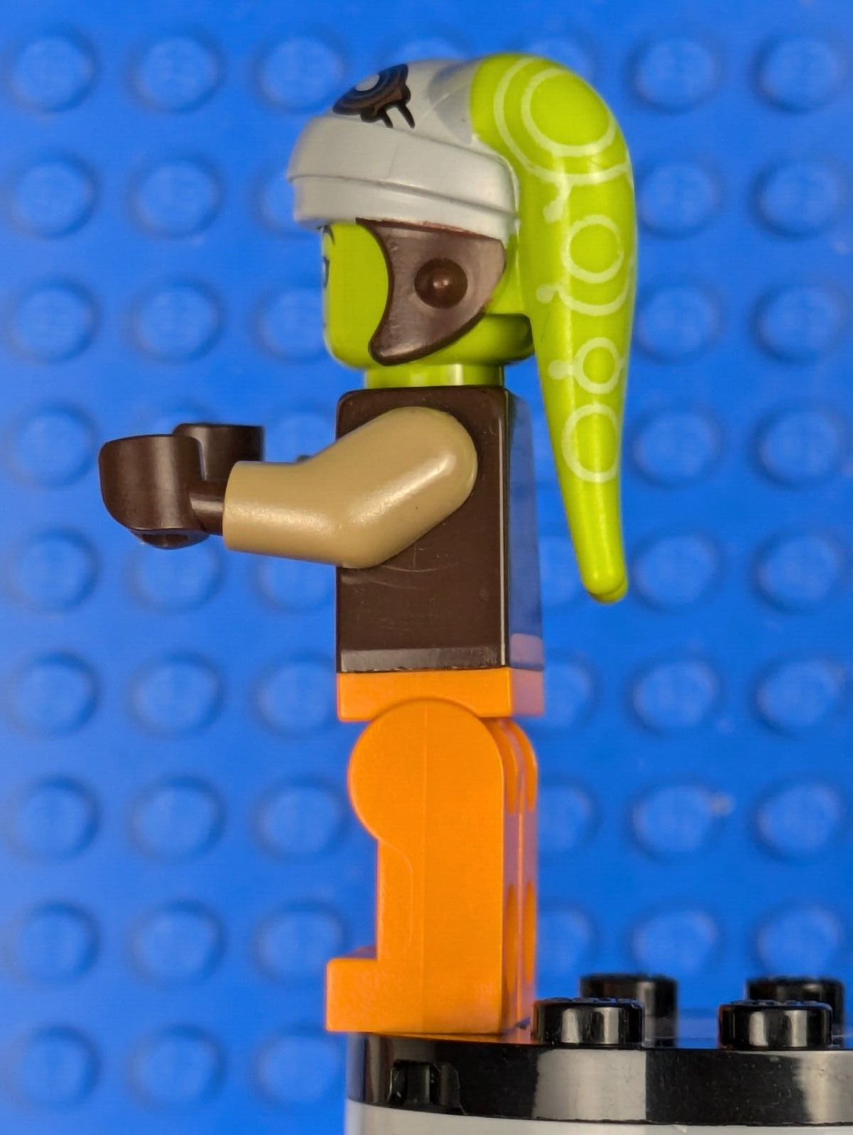 Lego Star Wars: Hera Syndulla - Dark Tan Arms sw0576 Sets 75053, 75127