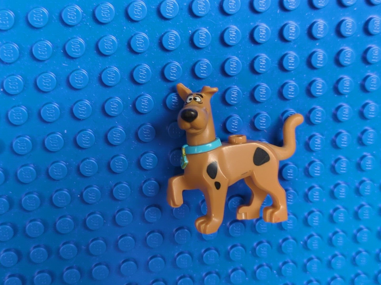 Lego Scooby-Doo: Scooby-Doo 21042pb01c01 Sets 75904, 75900