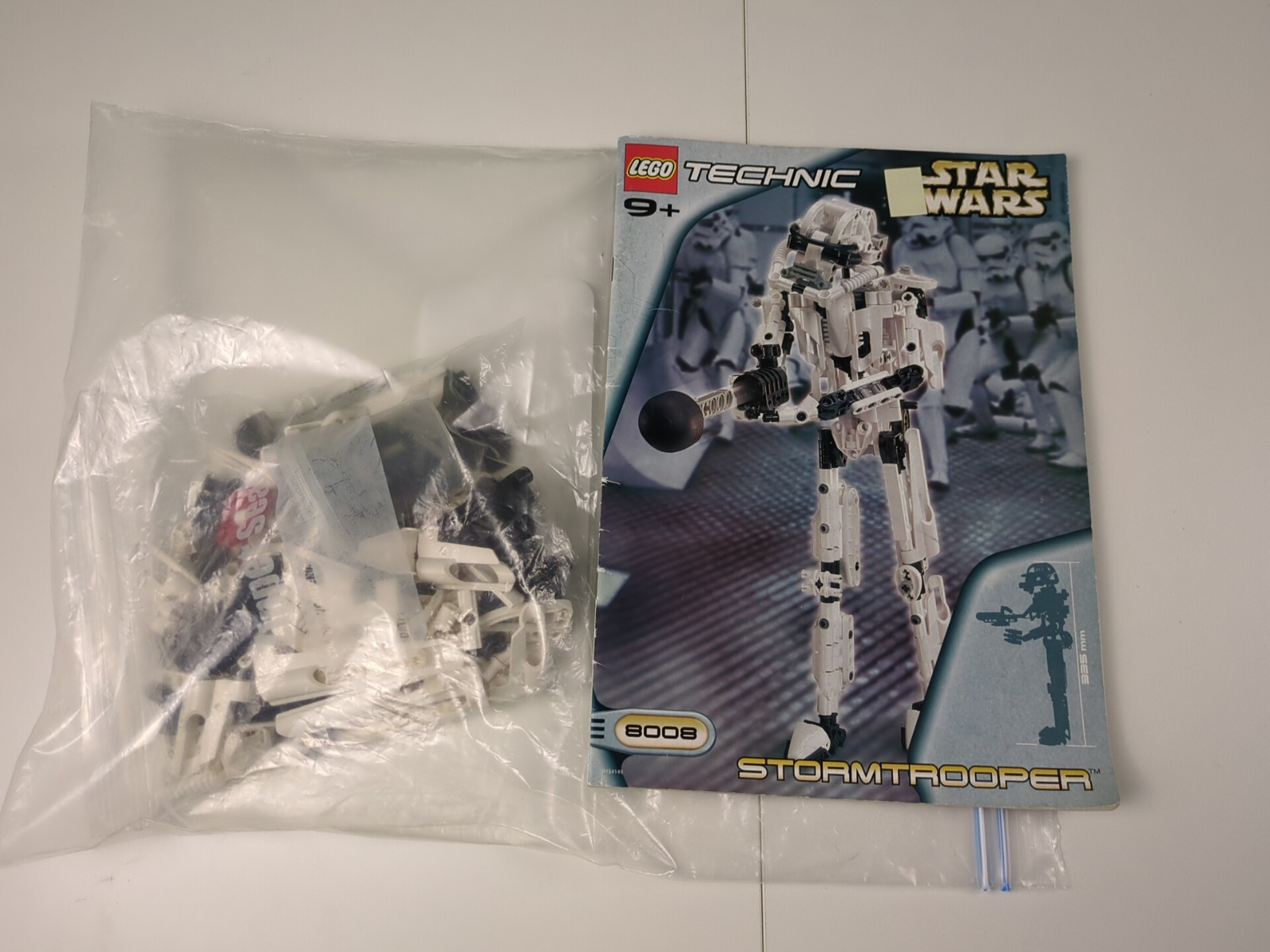 Lego Star Wars: Stormtrooper Set 8008 - w/ Instructions