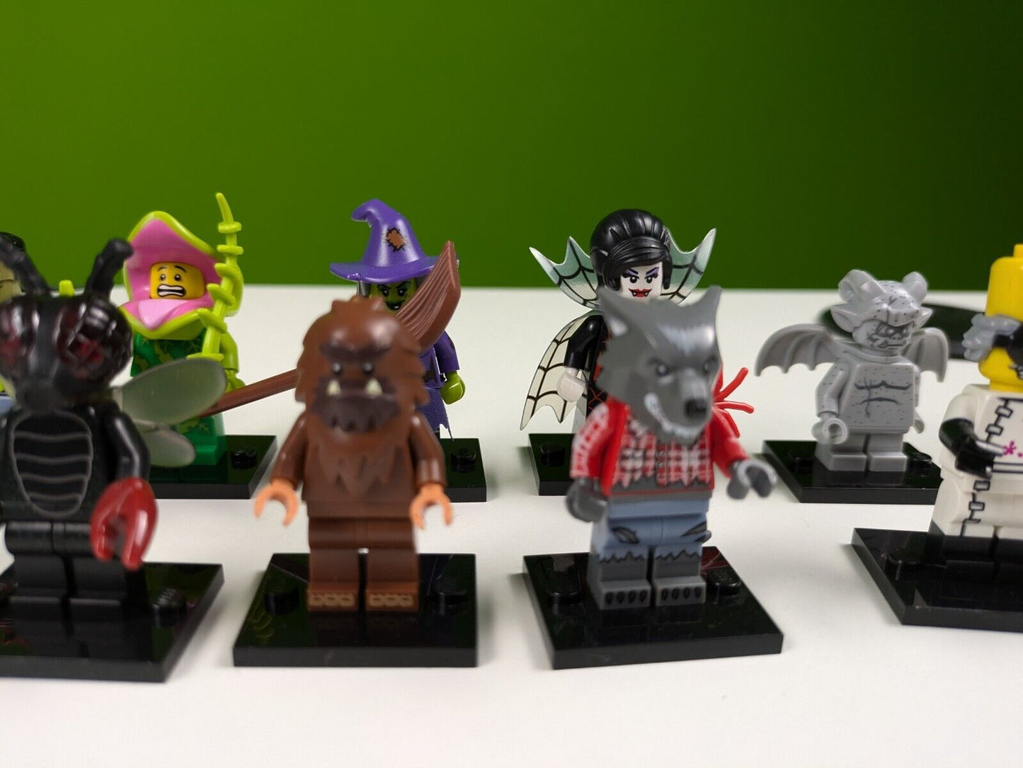 Lego Series 14 Minifigures: Minifigure, Series 14 71010 (14/16 Minifigures)