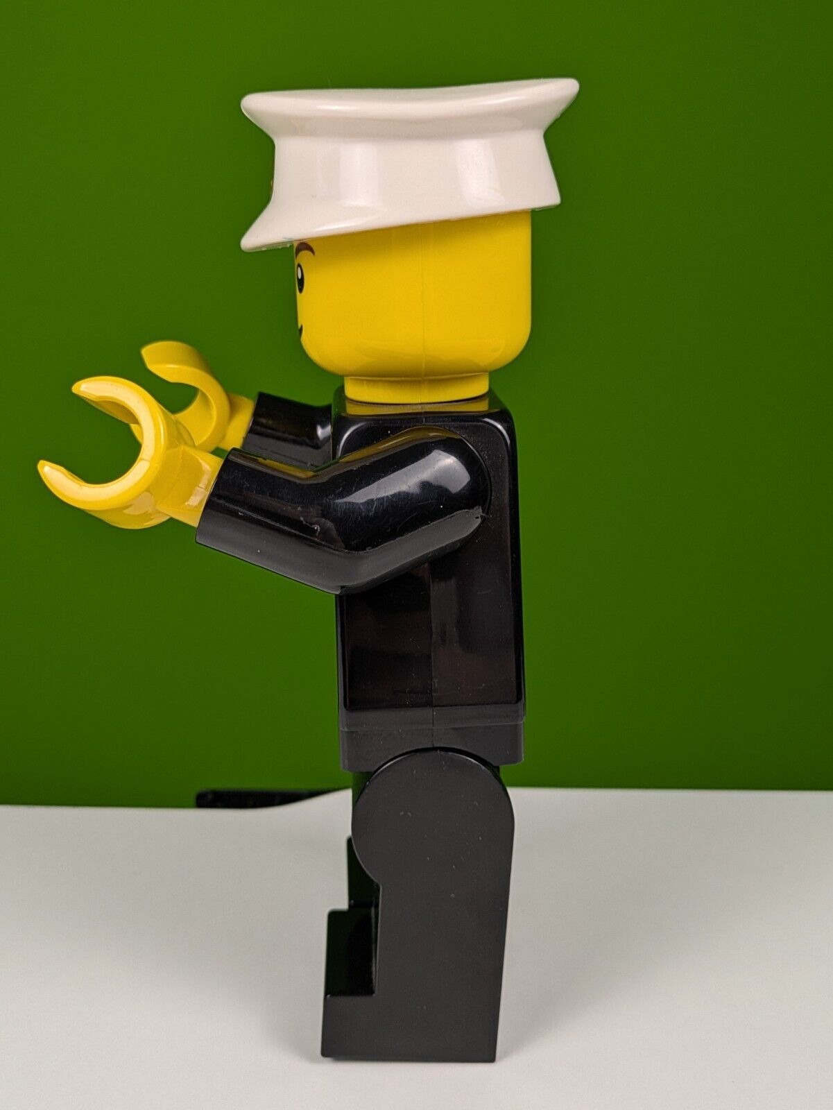 Lego Clock: Town: City: Digital Clock, City Policeman Figure Alarm Clock 9002274