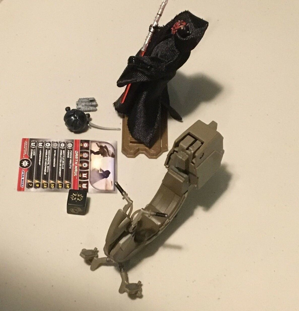 Star Wars Sith Speeder Vehicle with Darth Maul Action Figure 4 Inches - COMPLETE