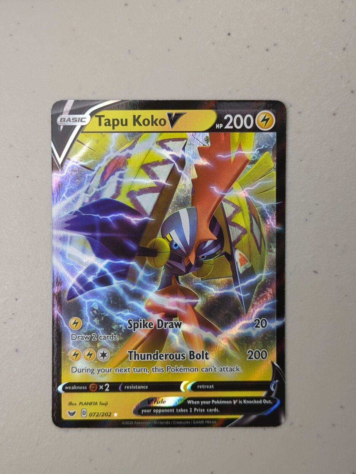 Tapu Koko V - 072/202 - Ultra Rare Sword & Shield - Pokemon Card - NM