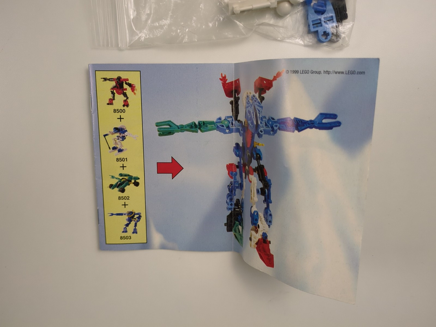 Lego Technic: Throwbot/Slizer: Ski / Ice Set 8501 - w/ Instructions