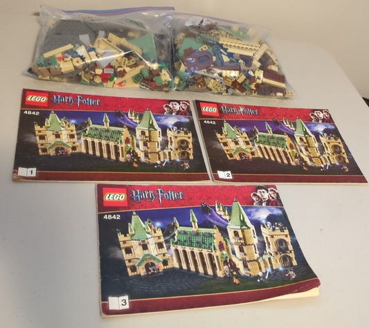 Lego Harry Potter Hogwarts Castle (4th edition) 4842 - w/ Instructions