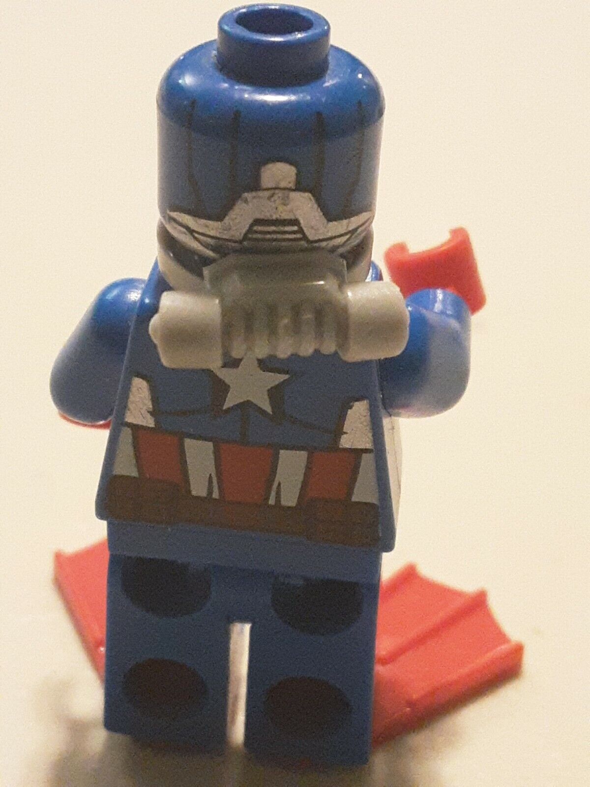 LEGO Captain America, Space Captain America sh228 (76049) - Like NEW Condition!