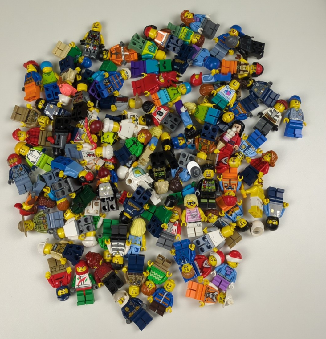 Lego 100 Minifigures Bundle / Lot