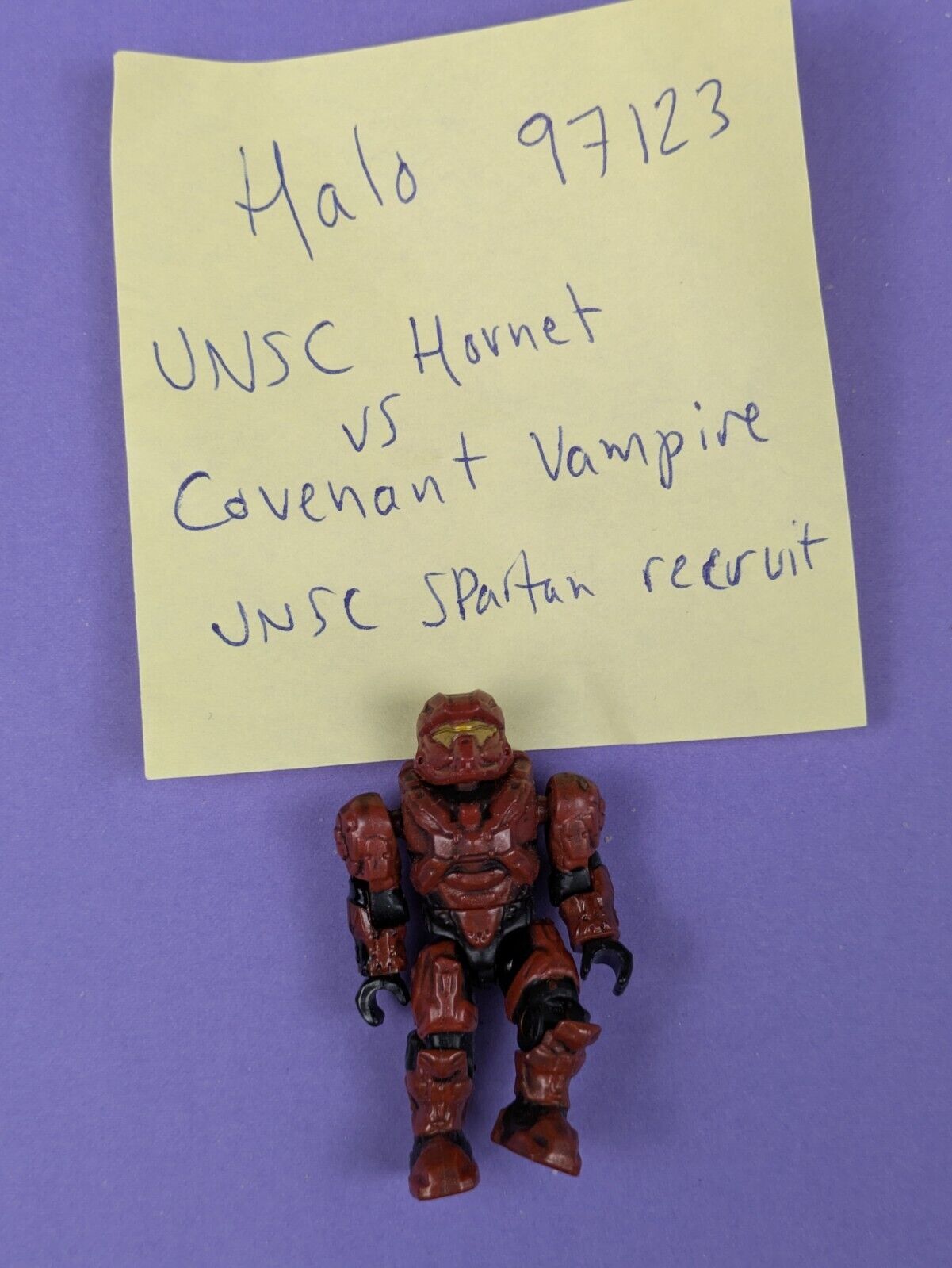 HALO Mega Bloks 97123 UNSC Hornet VS Covenant Vampire UNSC Spartan Recruit