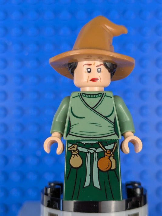 Lego Harry Potter: Wizard - HP Wizarding World Female hp302 Set 40500