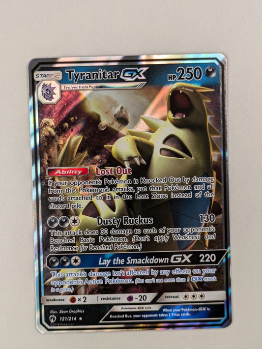 Tyranitar GX - 121/214 - Ultra Rare Lost Thunder - Pokemon Card - NM