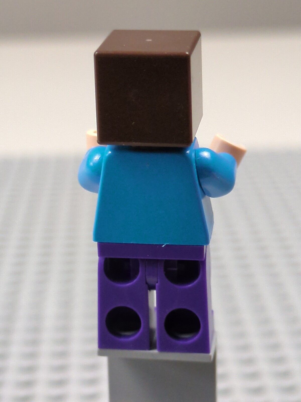 Lego Minecraft: Steve - Dark Purple Legs min009 Sets 21116, 30672, 30393