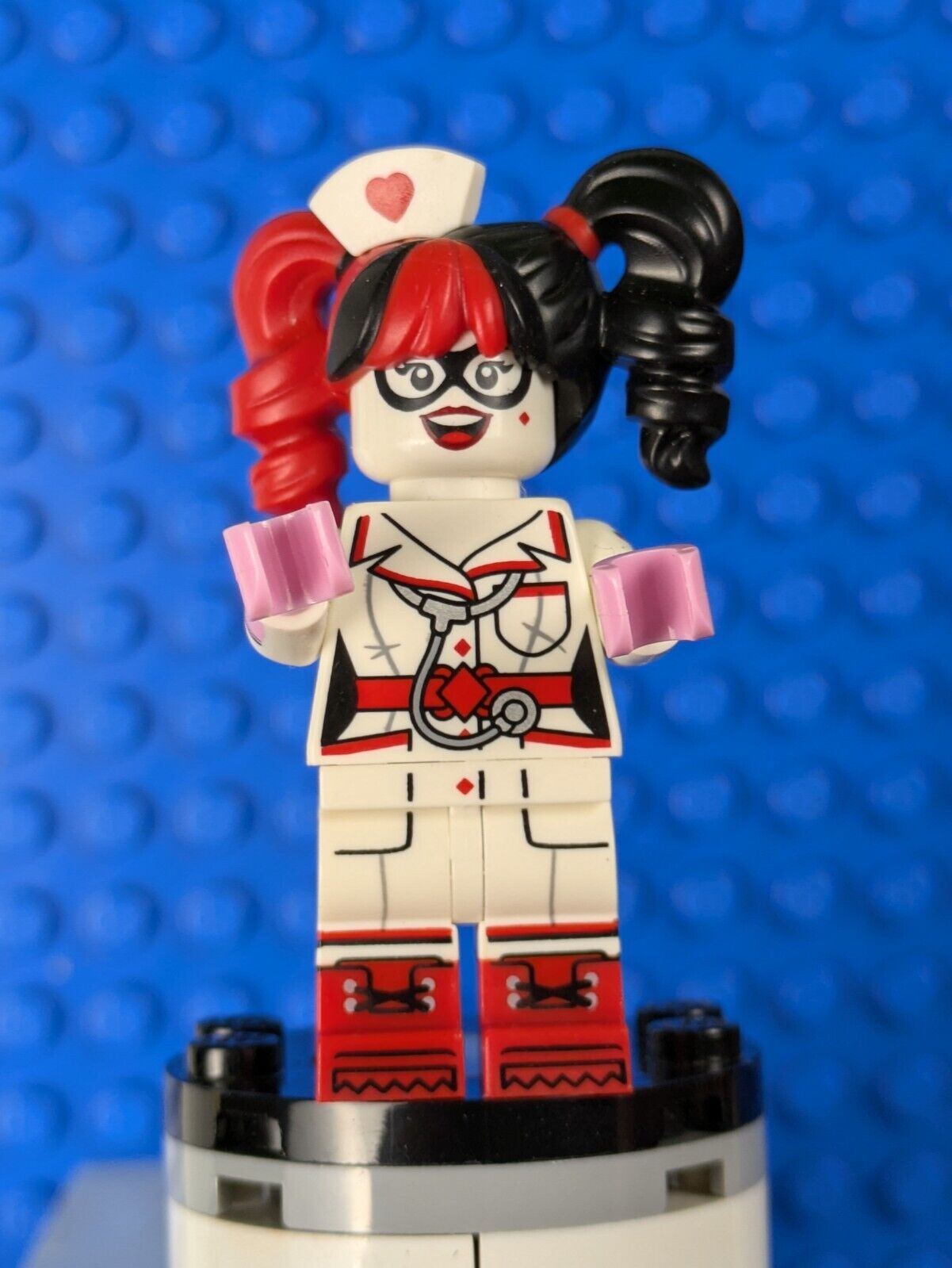 Lego Super Heroes: The LEGO Batman Movie: Nurse Harley Quinn coltlbm13 Set 71017