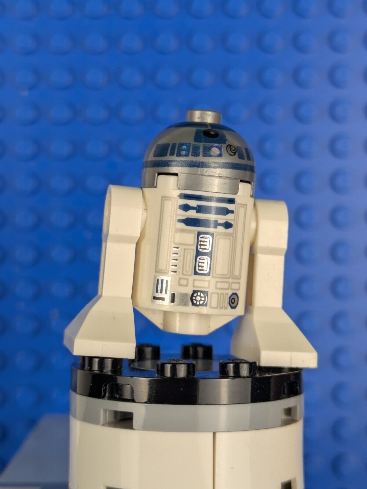 Lego Star Wars: R2-D2 - Astromech Droid sw0527a Sets 75059, 912057