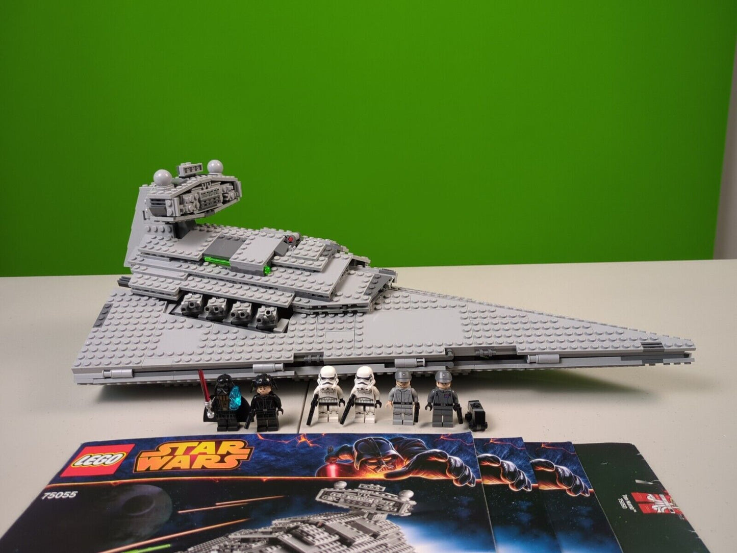 Lego Star Wars: Imperial Star Destroyer 75055 - Excellent Condition!