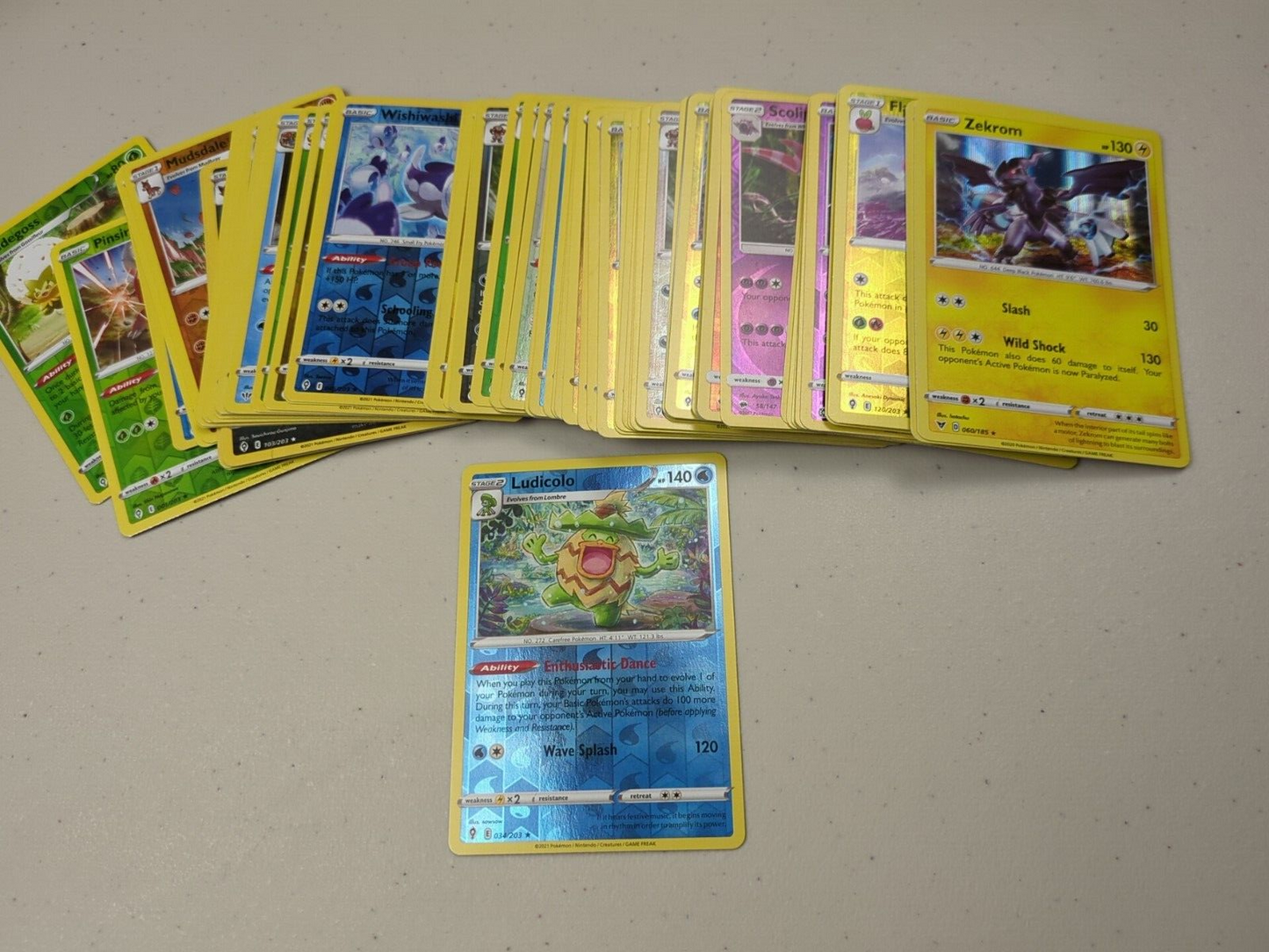 300+ Pokemon Holo Cards Bundle! (Rares, Uncommons, Commons)