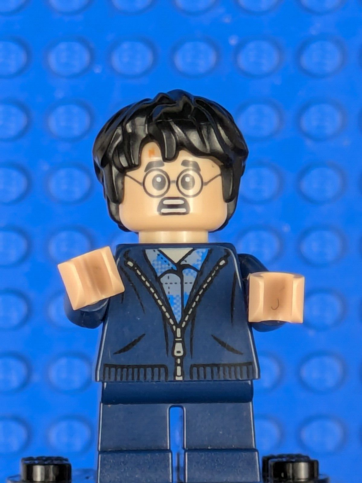 Lego Harry Potter: Harry Potter - Dark Blue Zip Up hp153 Sets 75955, 75950