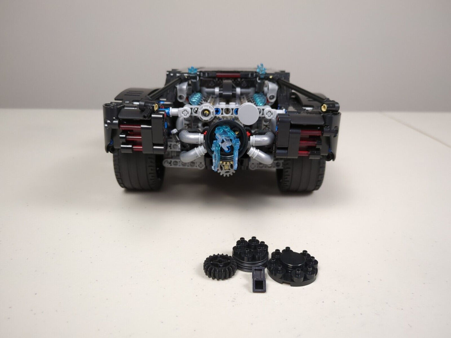 Lego Technic: Super Heroes: The Batman - Batmobile Set 42127