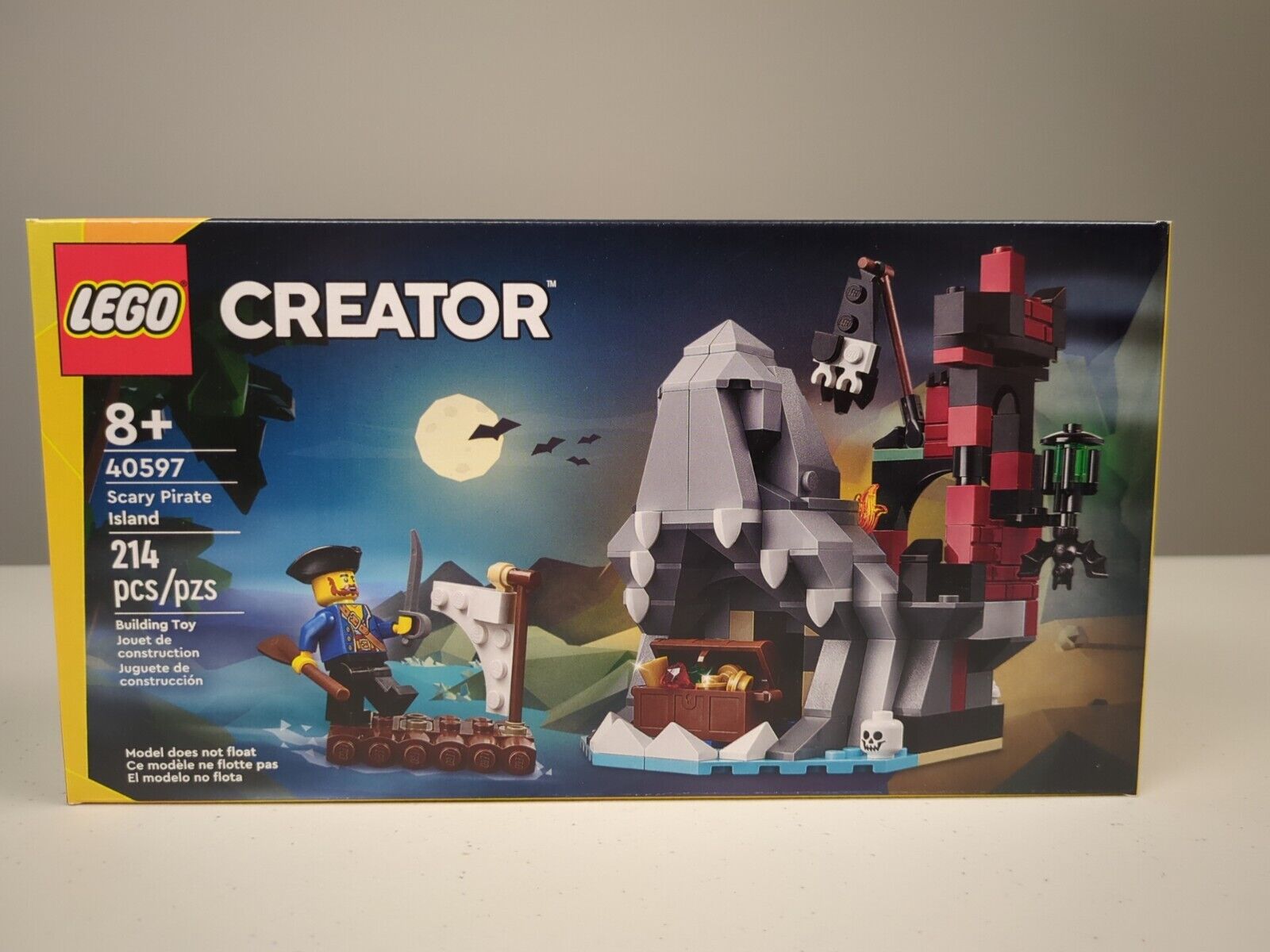 Lego Creator: Pirates IV: Scary Pirate Island Set 40597 New