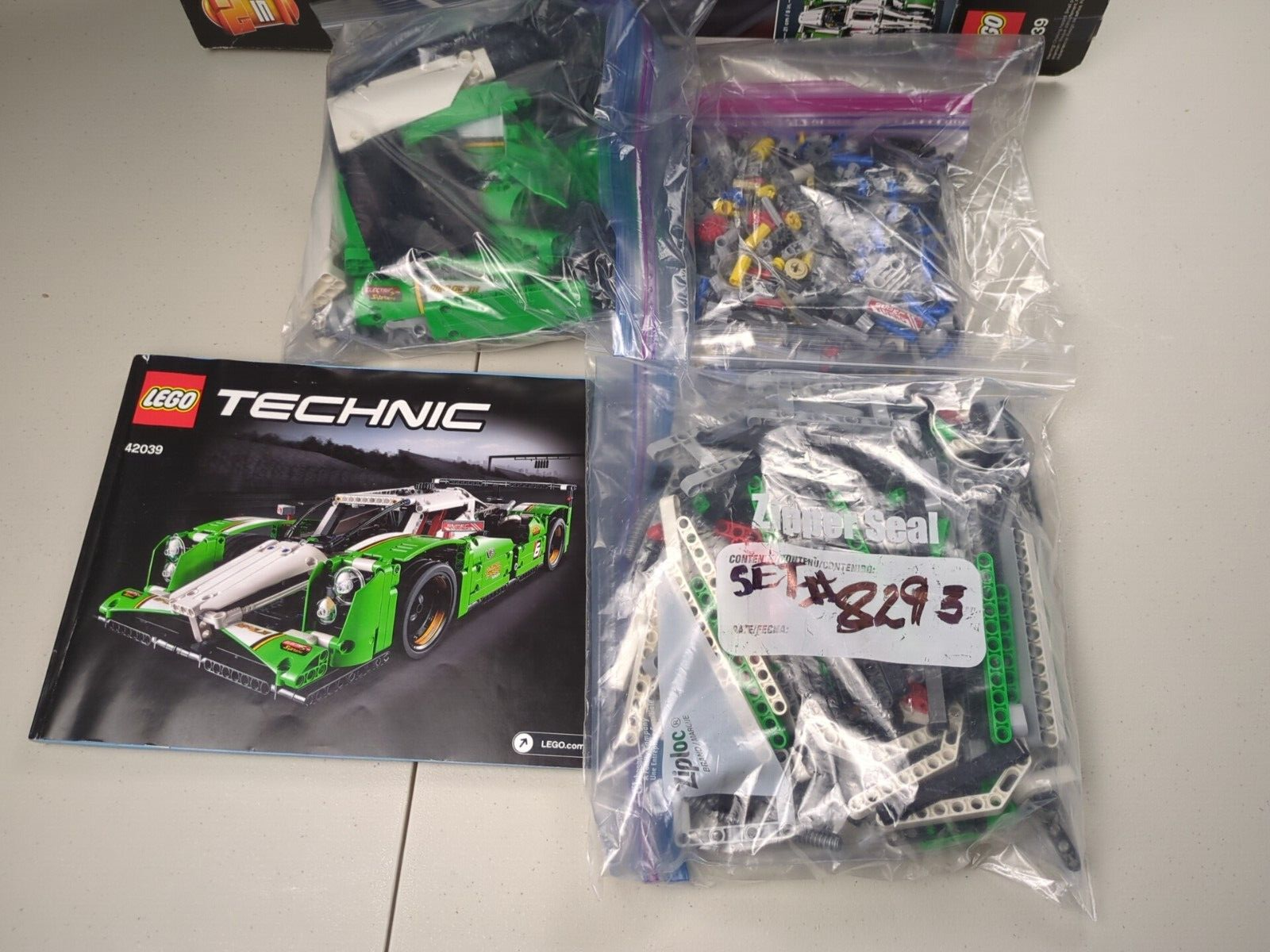 Lego Technic: Model: Race: 24 Hours Race Car Set 42039