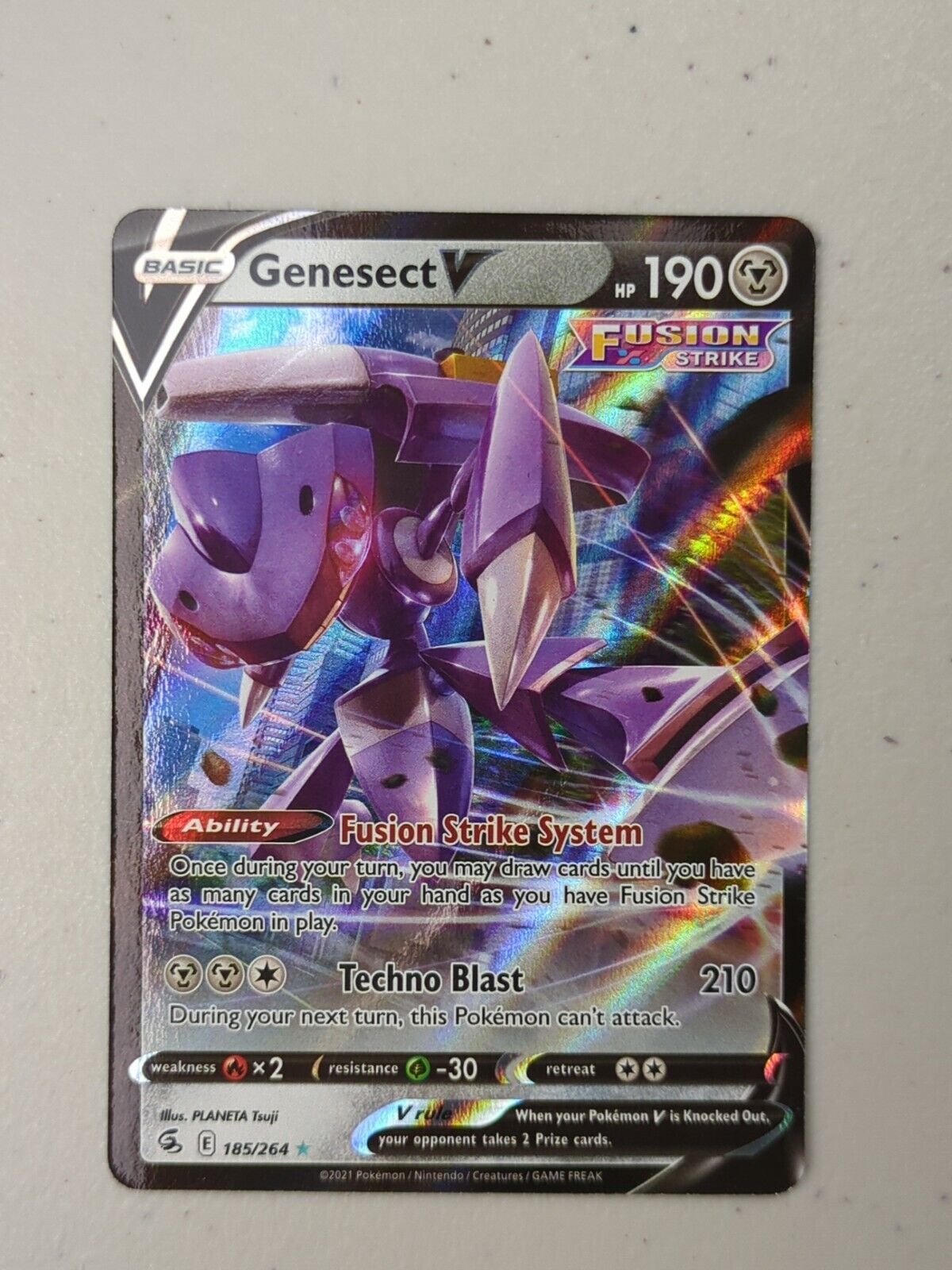 Genesect V - 185/264 - Ultra Rare Fusion Strike - Pokemon Card - NM