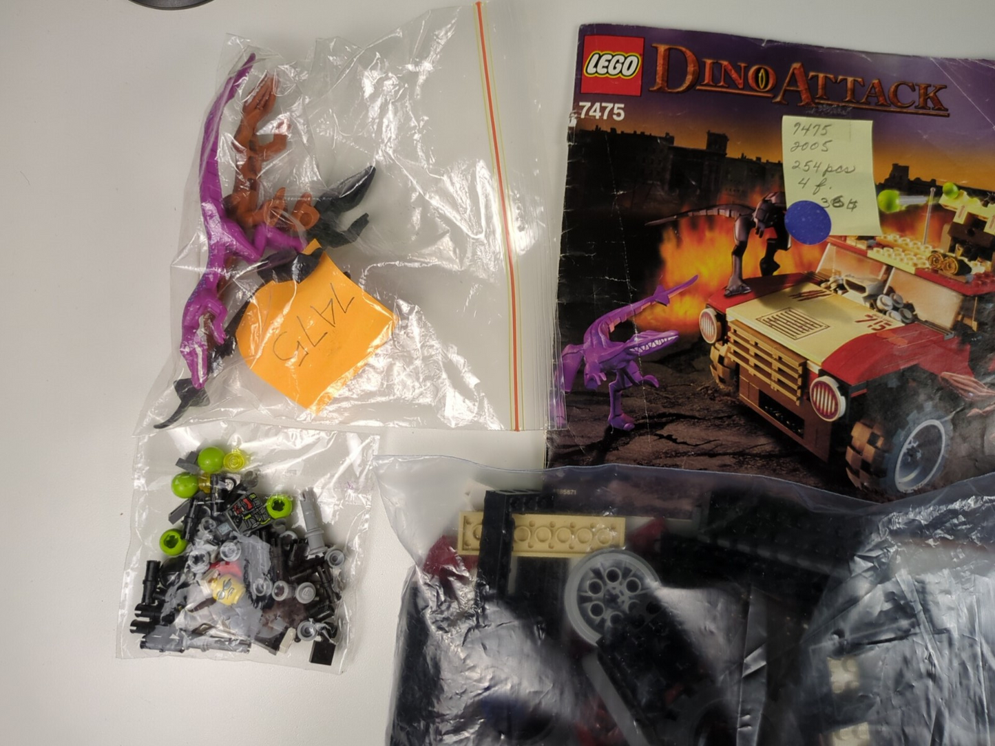 Lego Dino Attack: Fire Hammer vs. Mutant Lizards Set 7475 - w/ Instructions