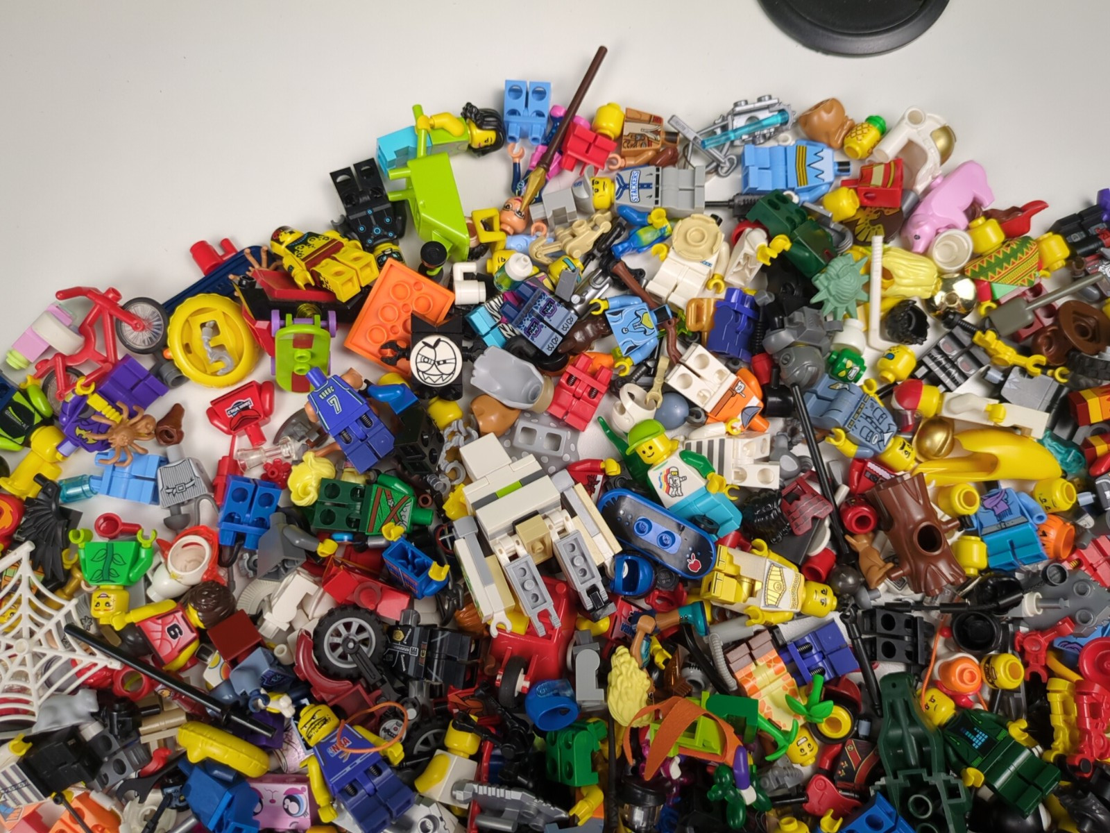 Lego 2.38 Pounds Lot