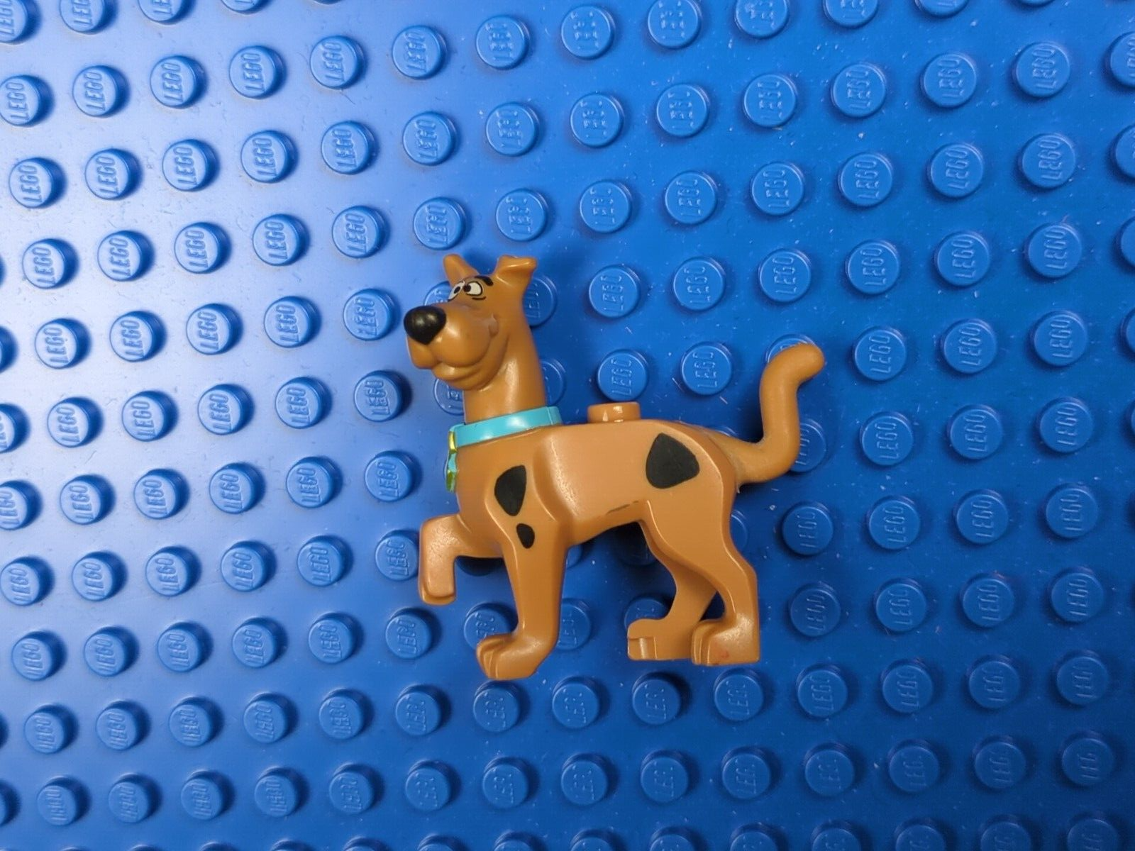 Lego Scooby-Doo: Scooby-Doo 21042pb01c01 Sets 75904, 75900