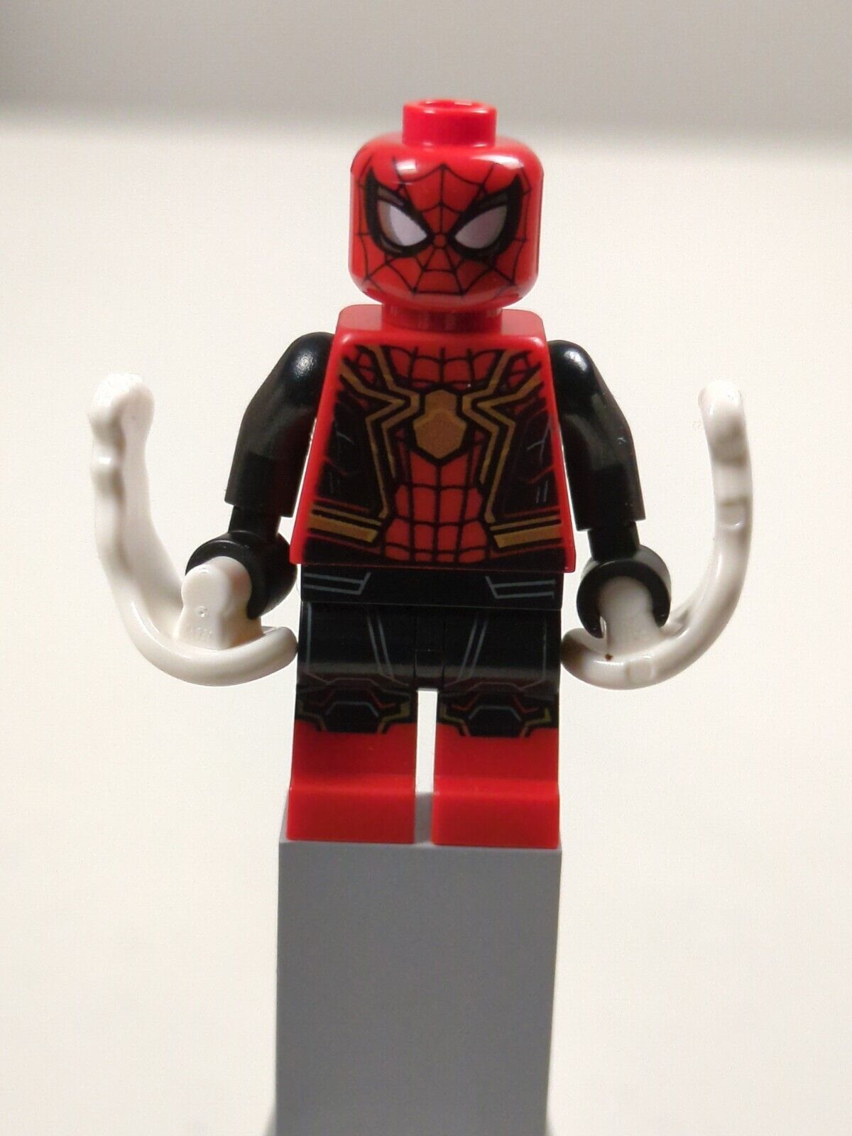 Lego Super Heroes: Spider-Man - Black and Red Suit sh778 Sets 76185, 76261