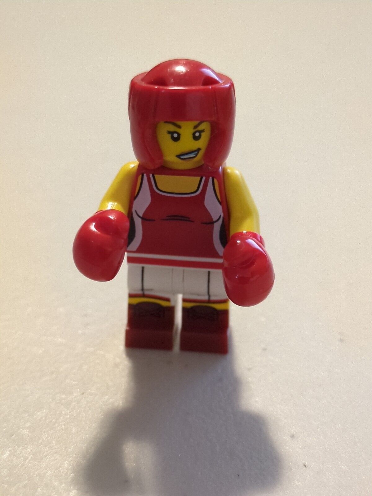 Lego Collectible Minifigures: Series 16 Minifigures: Kickboxer col251 Set 71013