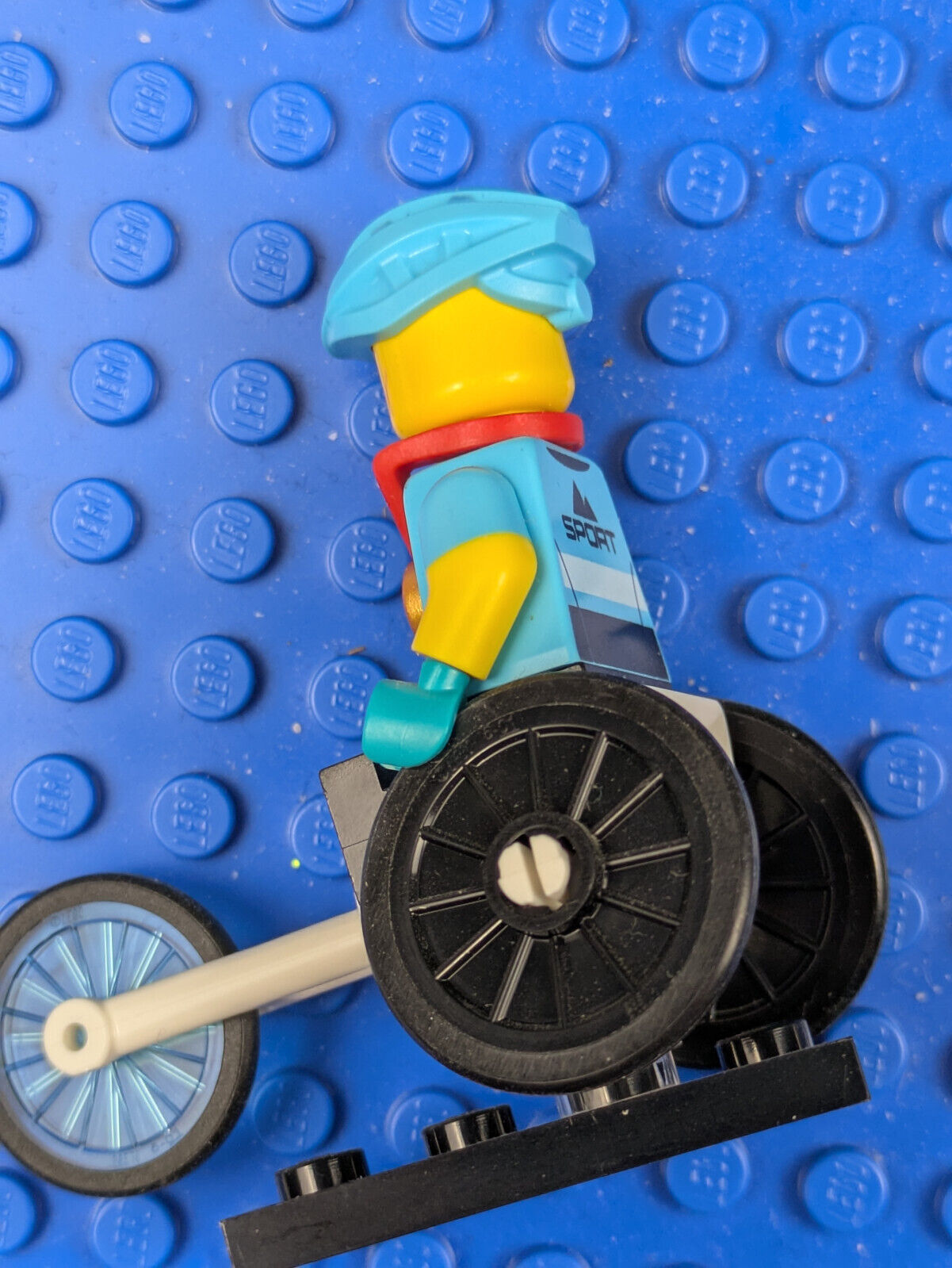 Lego Minifigure Series 22: Wheelchair Racer col22-22 Sets 71032, 66700