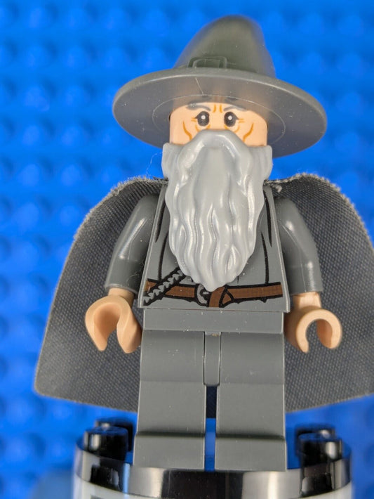 Lego The Hobbit and The Lord of the Rings: Gandalf the Grey dim001 Set 71200