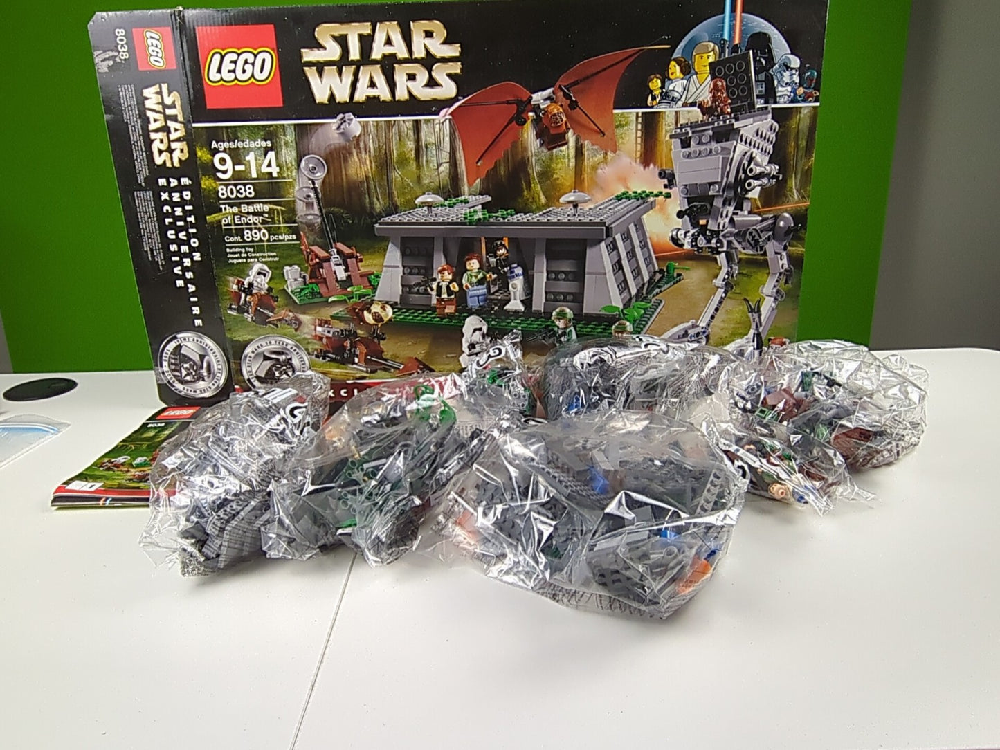 Lego Star Wars: The Battle of Endor 8038 BRAND NEW!