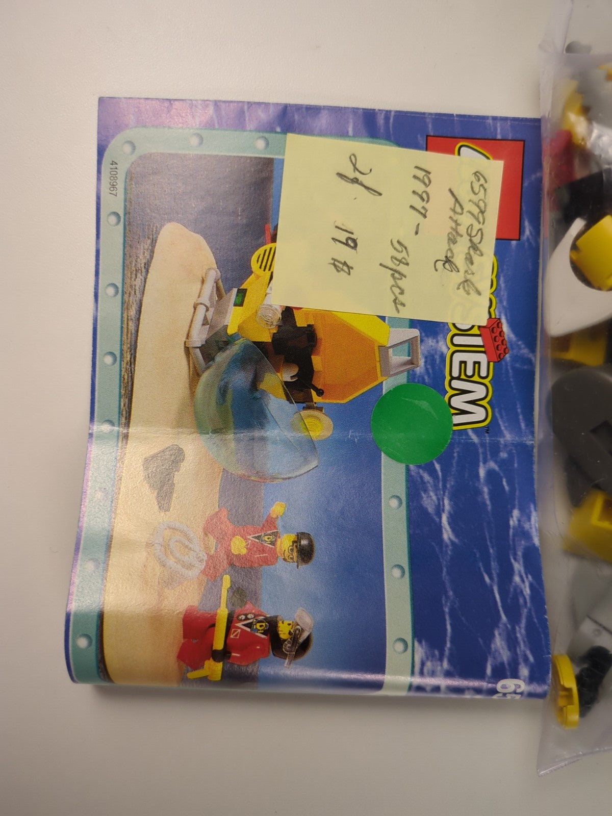 Lego Town: Divers: Shark Attack Set 6599 - w/ Instructions