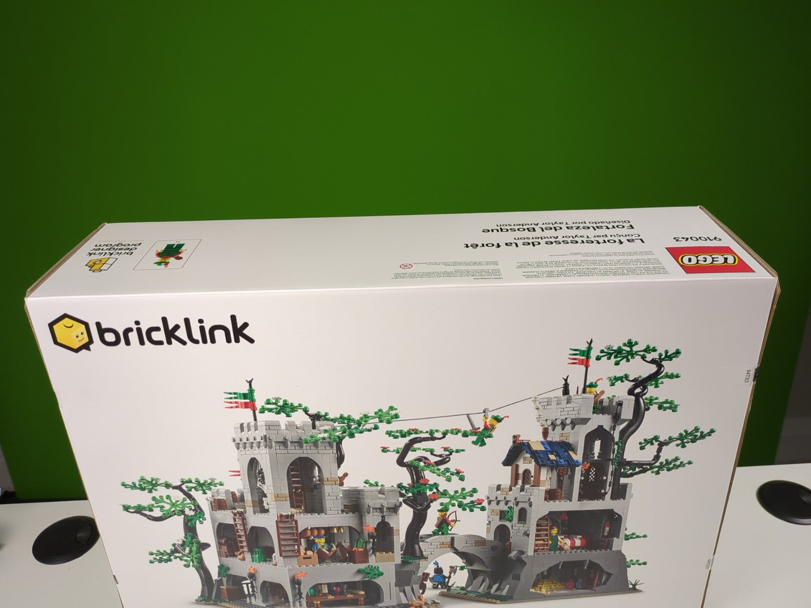 Lego BrickLink Designer Program: Forest Stronghold 910043 BRAND NEW!