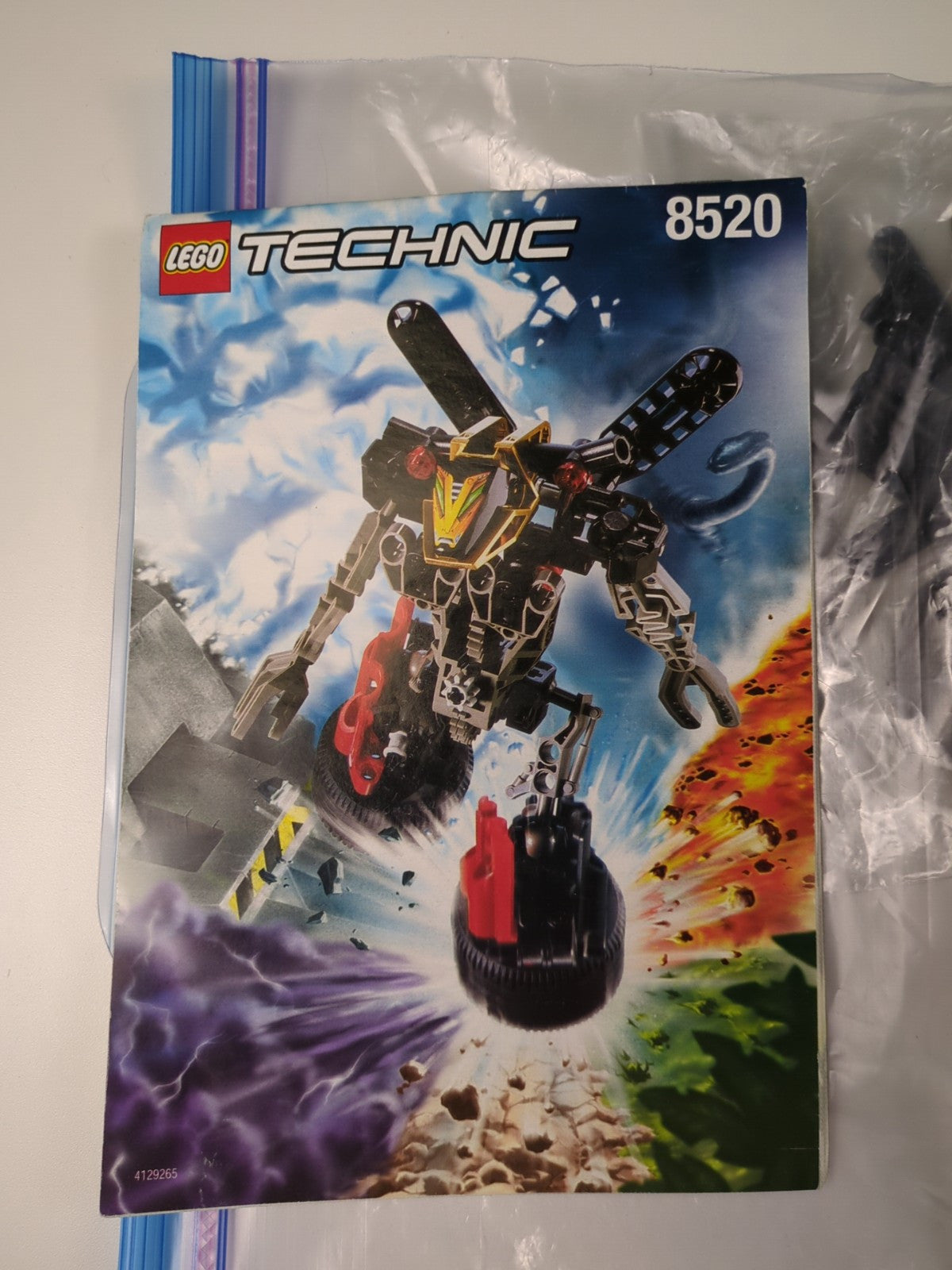 Lego Technic: Throwbot/Slizer: Millennia / Millennium Set 8520 - w/ Instructions