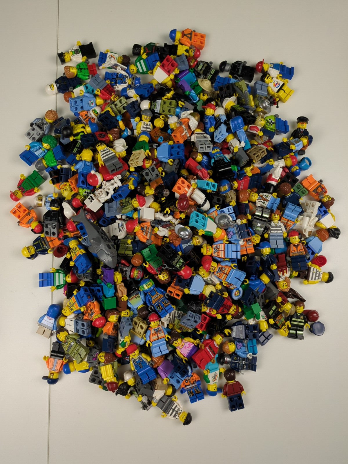 Lego 290+ Minifigures Bundle / Lot