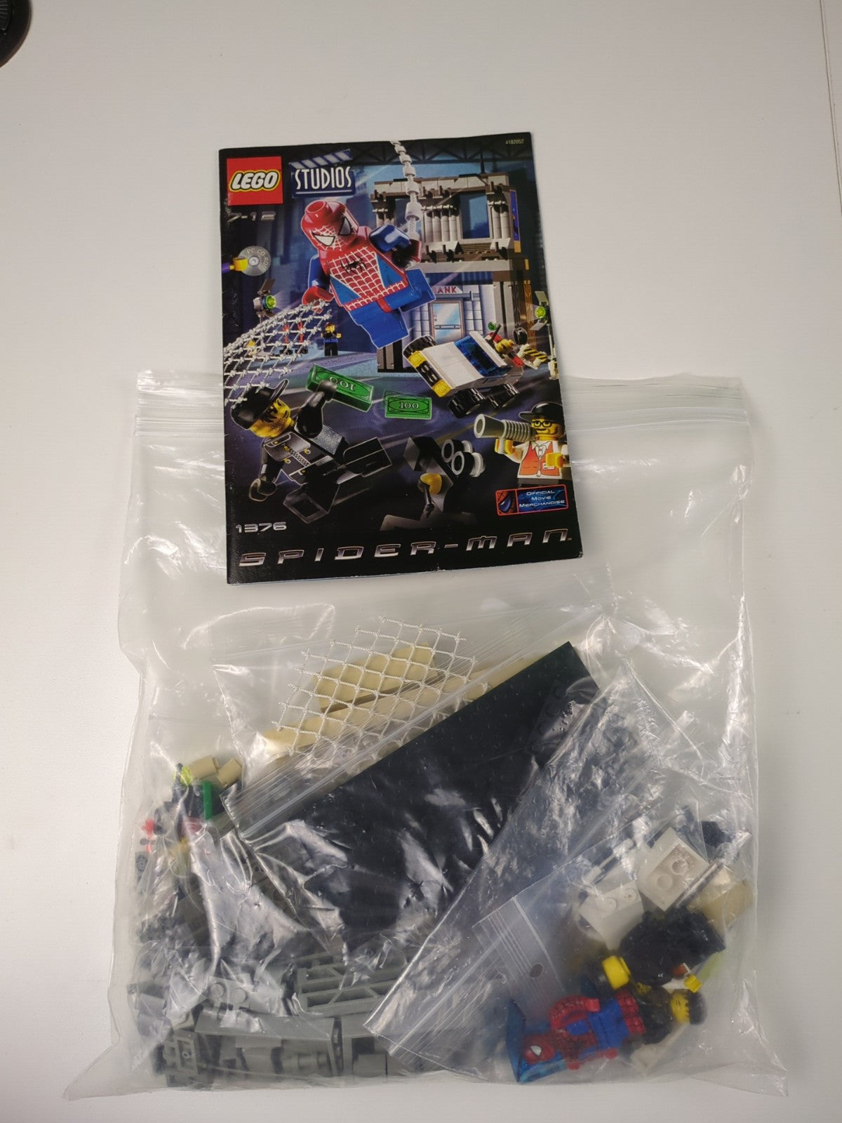 Lego Spider-Man: Studios: Spider-Man Action Studio Set 1376 - w/ Instructions