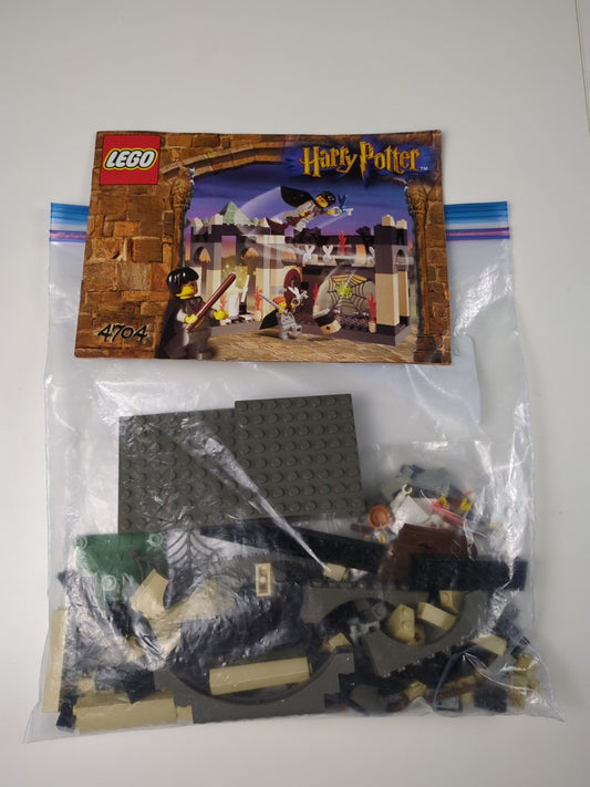 Lego Harry Potter: Sorcerer's Stone: The Chamber of the Winged Keys Set 4704