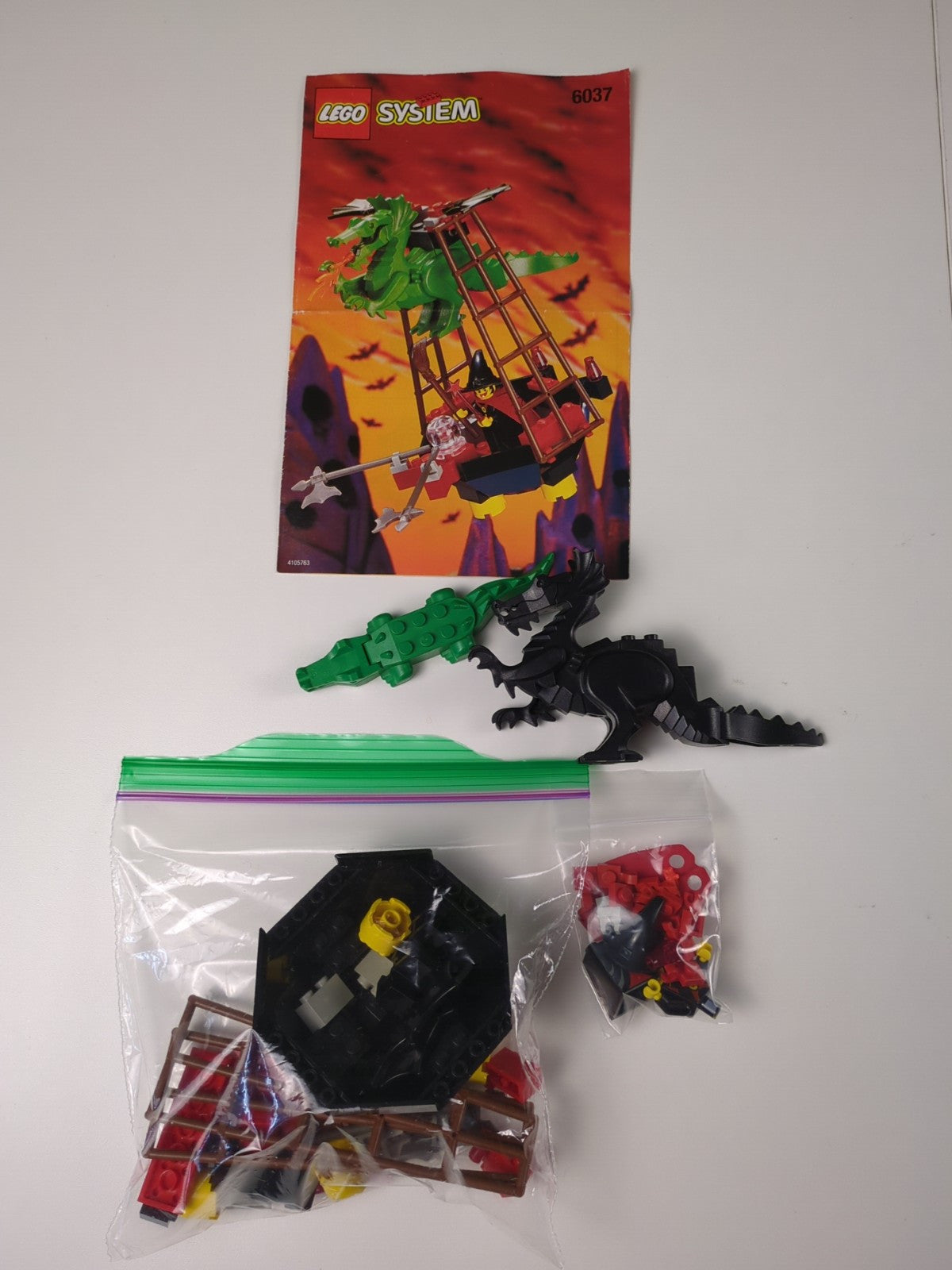 Lego Castle: Fright Knights: Witch's Windship Set 6037 - w/ Instructions